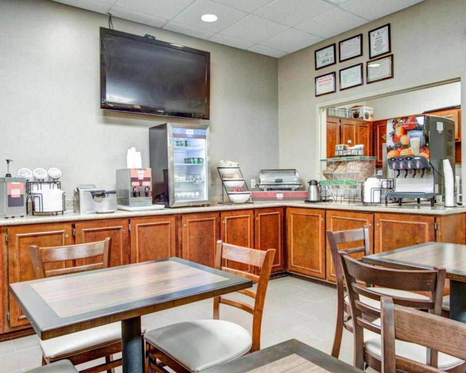 Comfort Inn Columbus Near Fort Benning מראה חיצוני תמונה